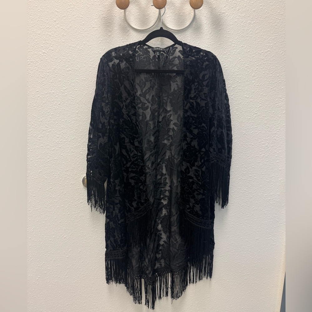 Torrid Velvet Black Kimono - Picture 3 of 4